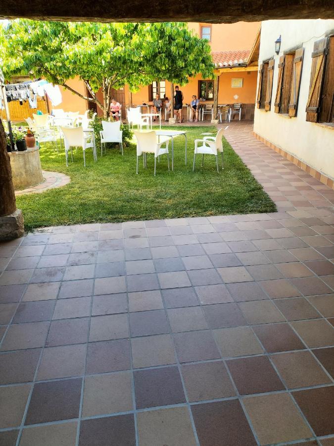 Albergue Don Camino Villalcazar de Sirga Екстер'єр фото